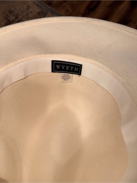 Wyeth Bone Cream Floral Wide-Brim Fedora Hat with Decorative Band - OS